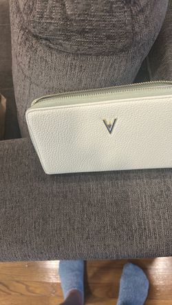 Light Green Pebbled Zip-Around Wallet