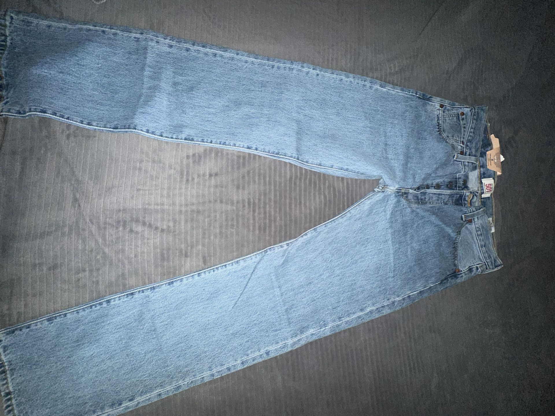 LEVIS Men Blue Jeans 34x34