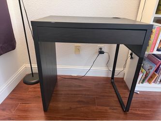 Study table / small computer table