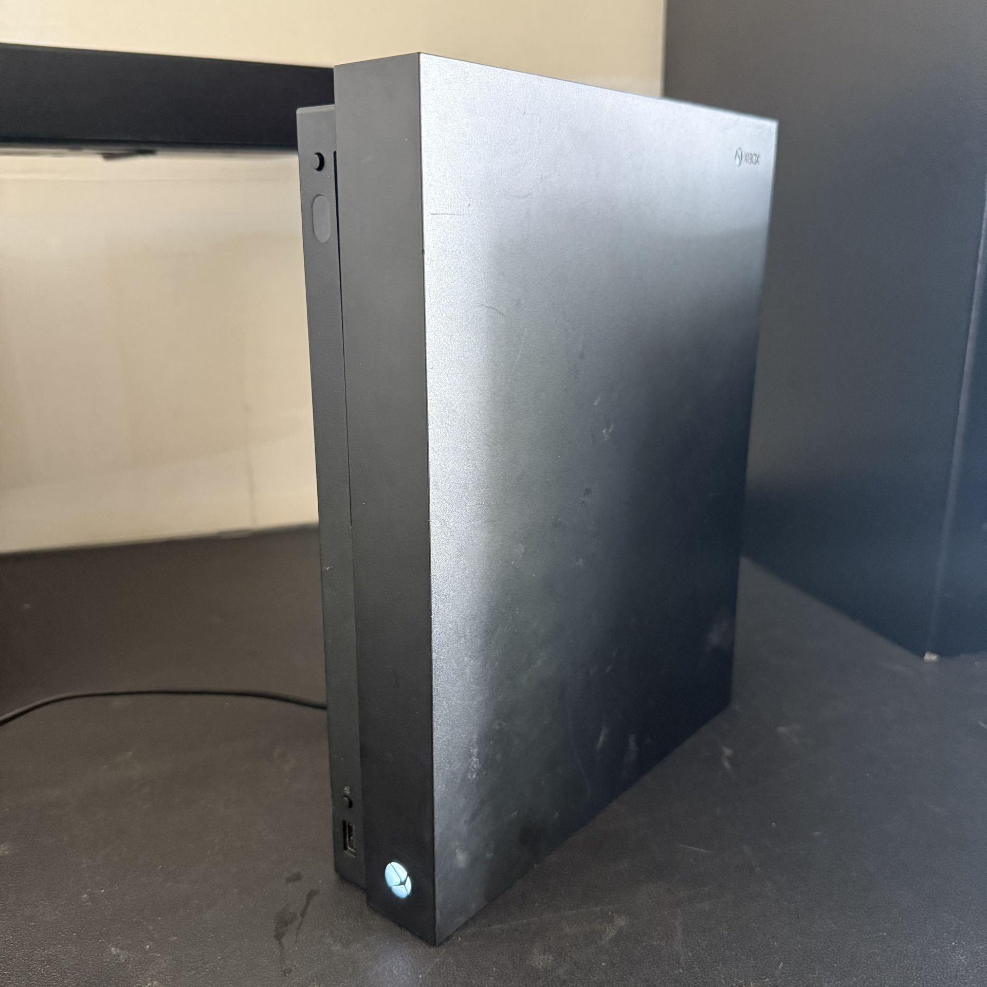 Microsoft Xbox One X