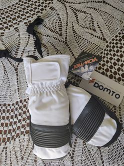 Ski mitten gloves black and white medium
