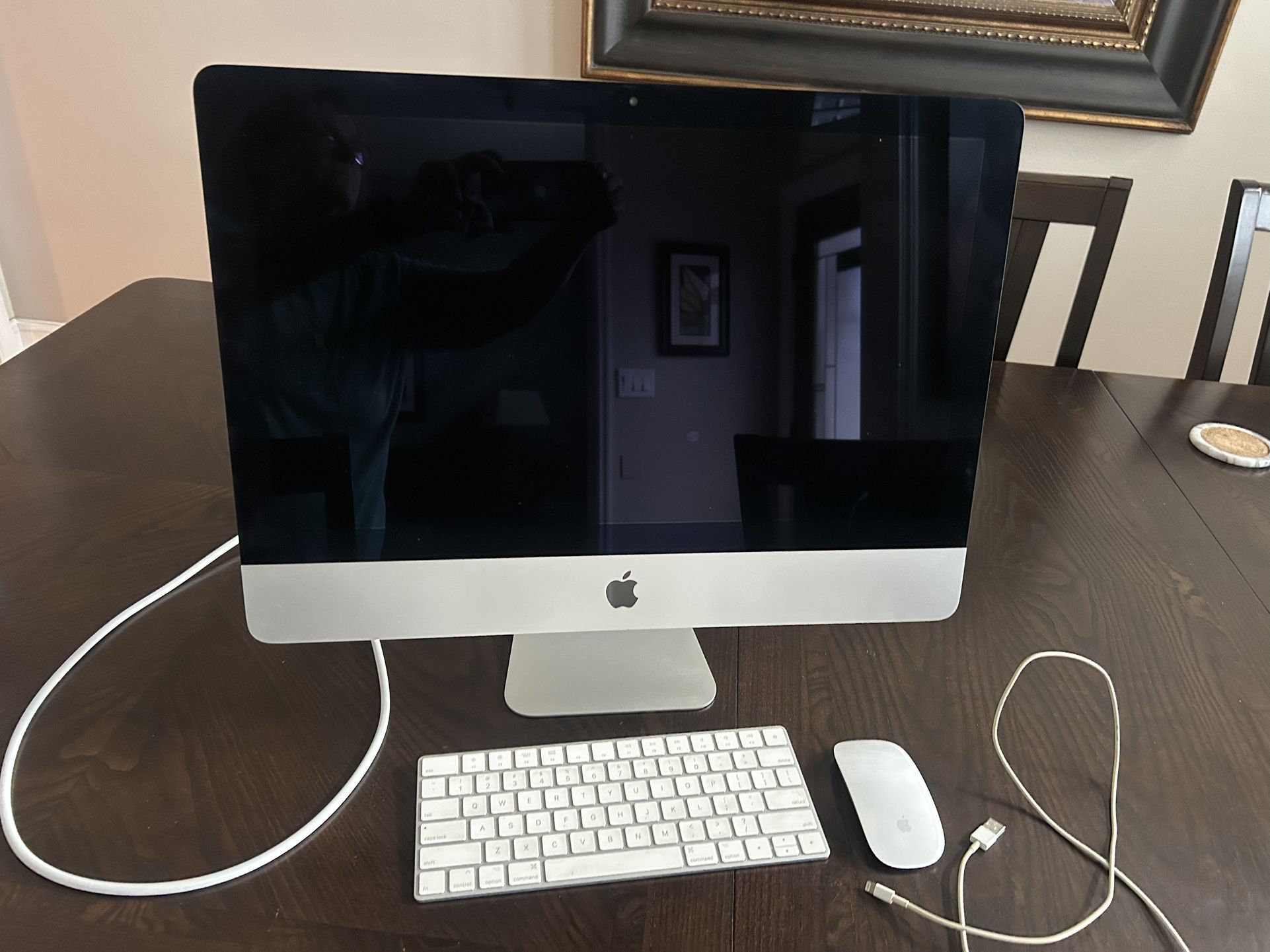 iMac 21.5”