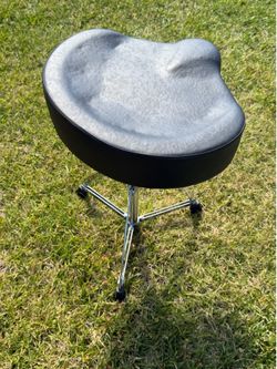 Heavy Duty Tractor Seat Drum Thrown