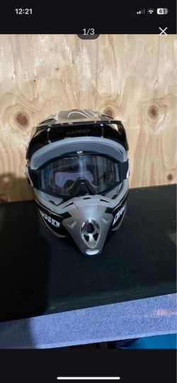 Dirt bike helmet