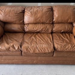 Brown Leather LazyBoy Full-Sized Sleeper Sofa 81”