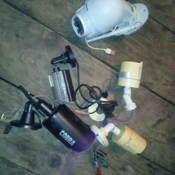 House Cameras Missing Some Wires 