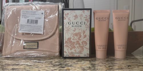 Gucci Bloom Eau De Toilette 4PC Set