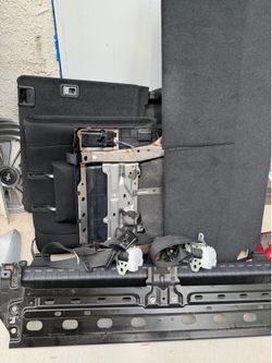 2010+ Toyota 4Runner rear seat