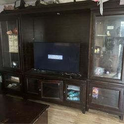 Tv stand
