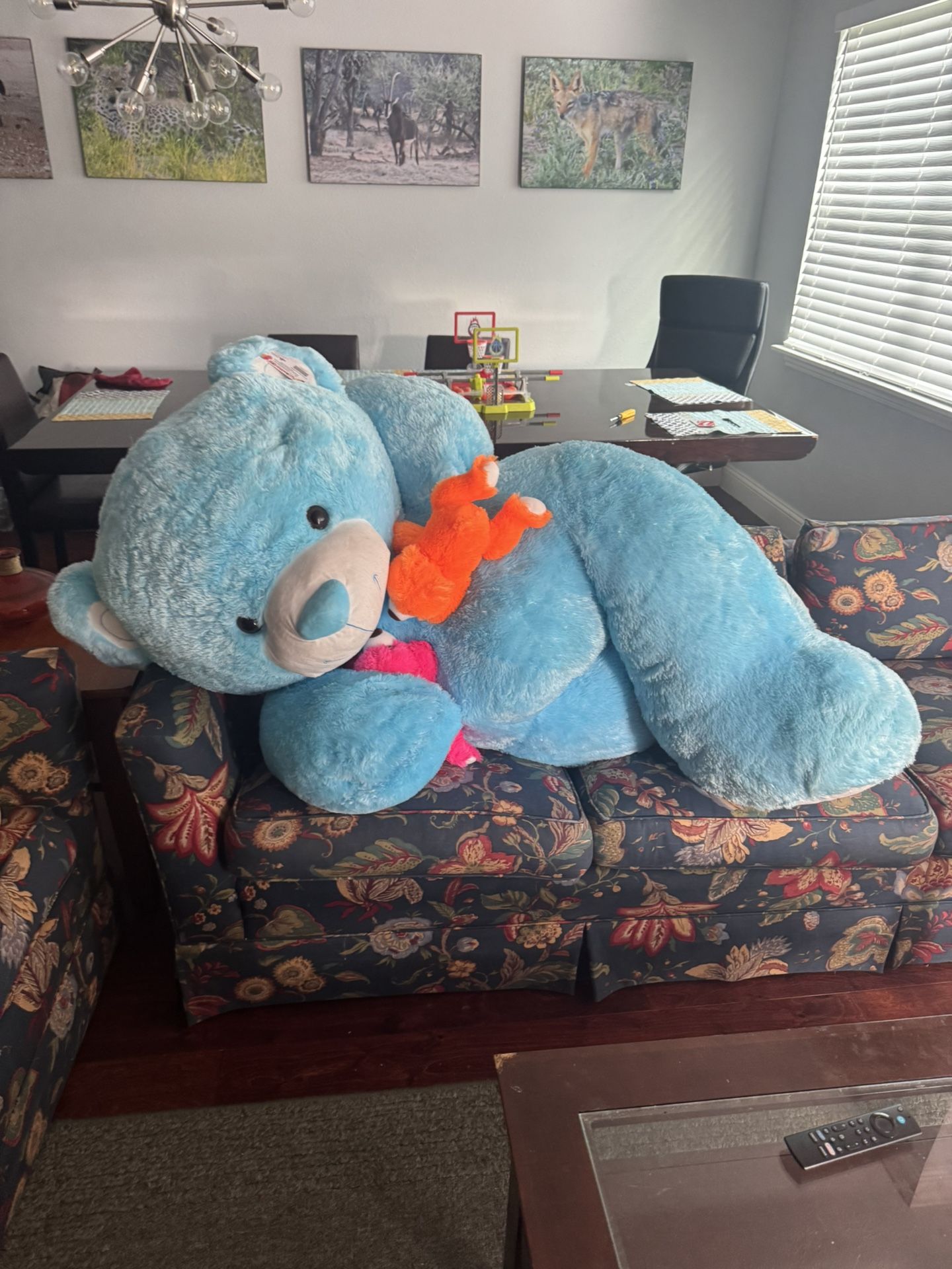 Giant Stuffed Bear 5ft Tall (Sanitized And Cleaned)