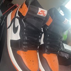 SHATTERED BACKBOARDS (2025) SIZE 15