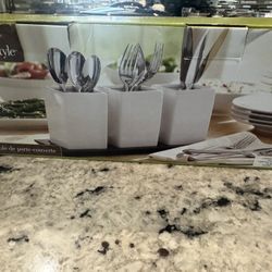 Cutlery Organizer 
