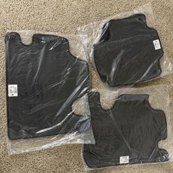 NEW OEM 2016-2025 Chrysler Pacifica  Factory Carpet Floor Mat Set-Black