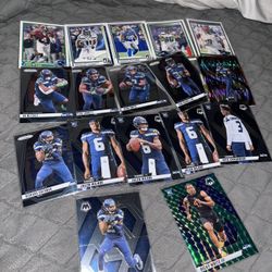 Seattle Seahawks Football Cards Bundle 