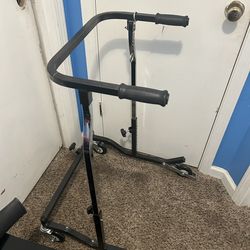 Anterior Walker - Drive Medical Anterior Roller Walker with 4 Wheels( Max WT Capacity:400 lbs