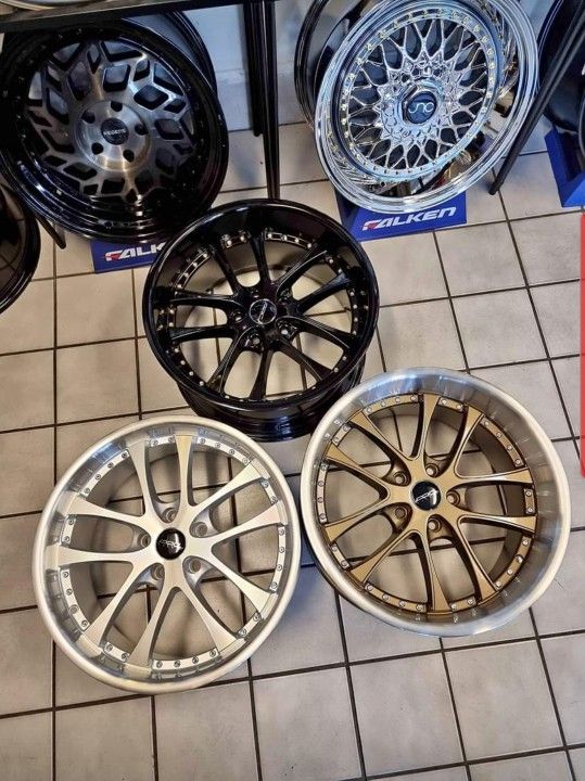 Brand new 18" weds kranze reps wheels available for sale. 18×8.5 & 9.5. 5×114.3. Bronze black silver