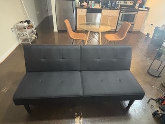 Futon Black couch