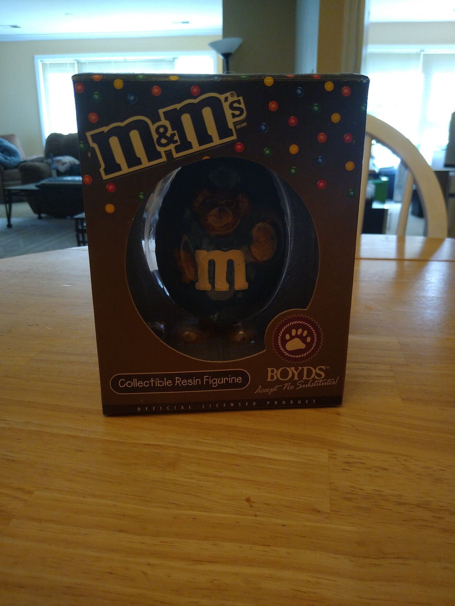M&M Boyd's collectable resin figurine