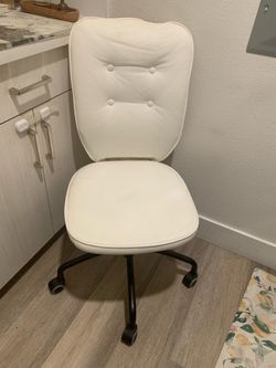 Computer/Workstation chair - can change height