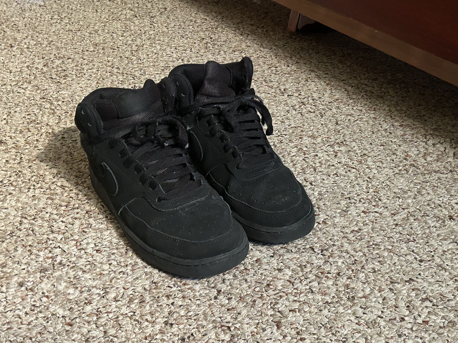 Nike Shoes - Men’s Size 7