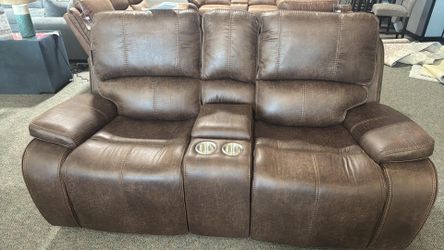 Olivia 🎉 brand new/ modern/luxury 🌼 new Sofa and Loveseat// Reclining living room set