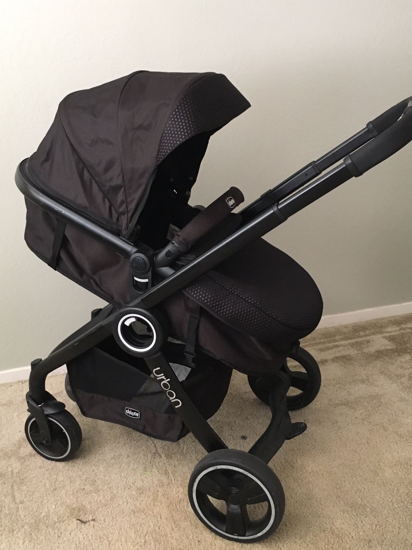 Chicco Urban 6 in 1 stroller