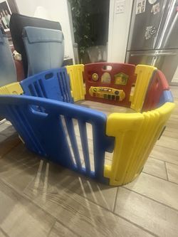 Plastic Colorful Kids Playpen