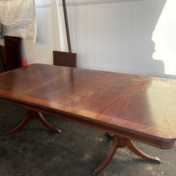 Dinning table 
