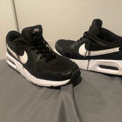 Black Nike Running Shoes