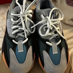 Yeezy 700
