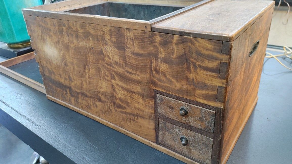 ANTIQUE JAPANESE HIBACHI WOODEN BRAZIER 2 DRAWER BOX W/ BRASS CHOP STICKS IRON TEA KETTLE STAND