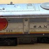 UNTESTED Vintage Lionel #223 Santa Fe Diesel Powered Locomotive - O Gauge
