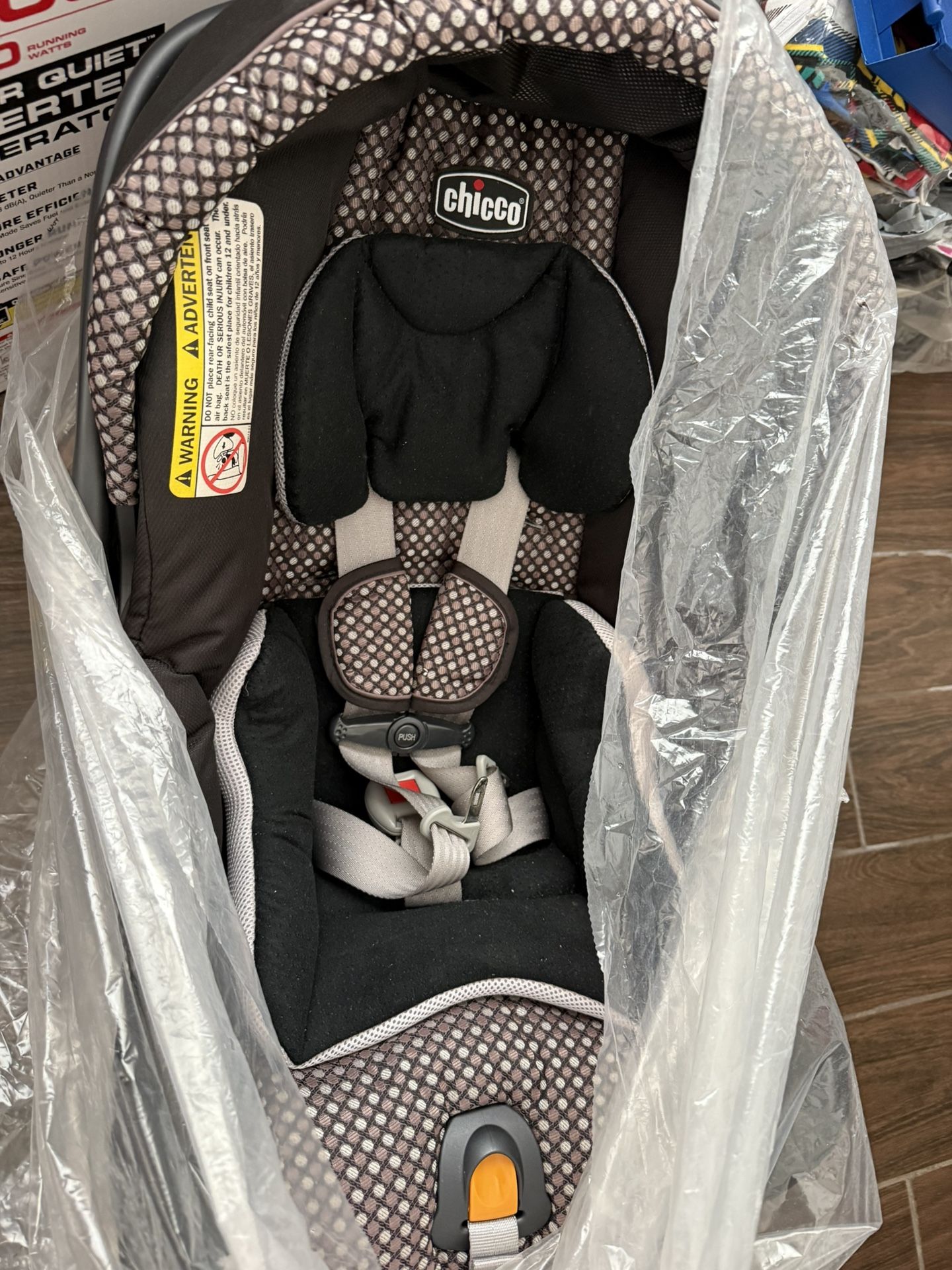 Infant Car seat