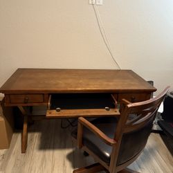 Wood desk & Chair