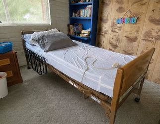 Hospital Bed - Used