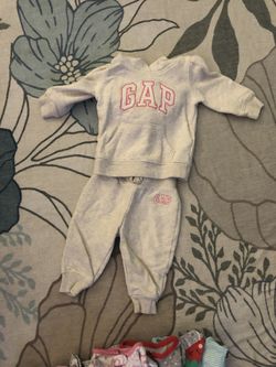 12-18 Months Gap Sweatsuit 