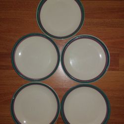 Pfaltzgraff Juniper Plates