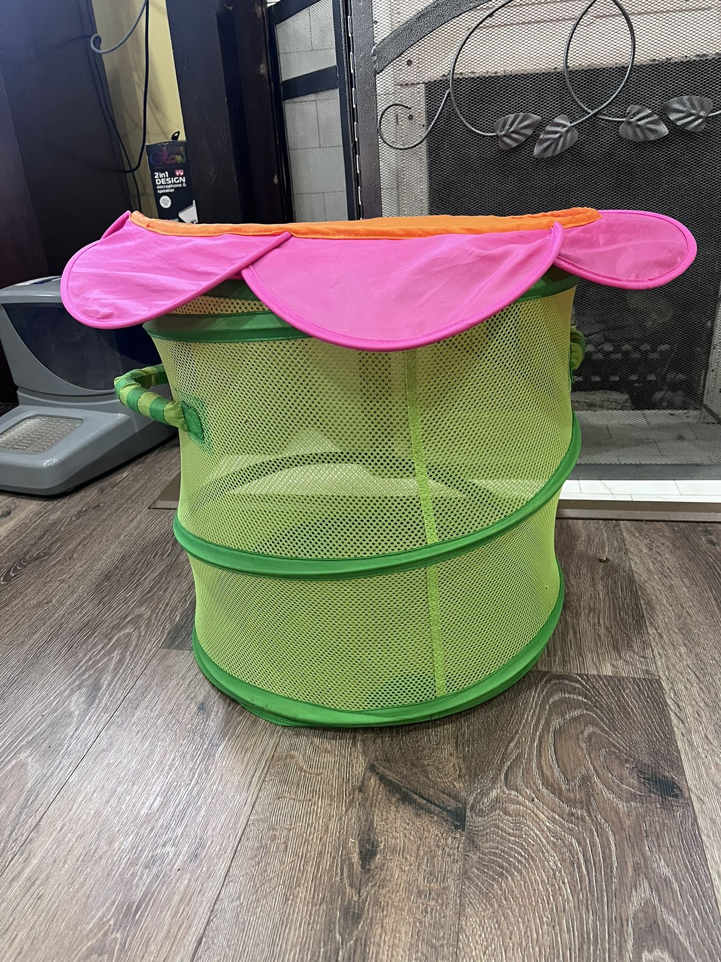 Flower Blanket/Toy Holder