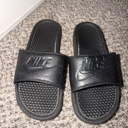 Men Nike Slides 