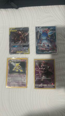POKÉMON CARDS