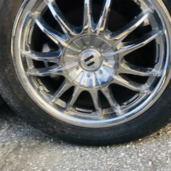 Helo 17” Chrome Wheels 