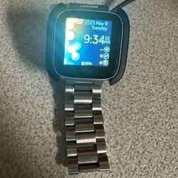 FitBit Versa Lite