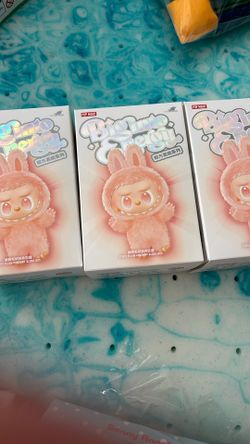 Labubu Big Into Energy 