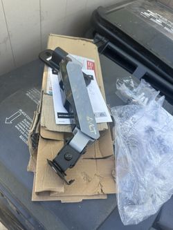 Single Arm Gas Spring Wall Mount - Aluminum