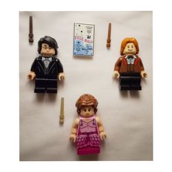 Lego Harry Potter:Ron , Harry , Hermione ( Yule Ball )
