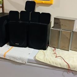 Lot Of Speaker All Work 1 Subwoofer. 70 $ All.. They All Work Or Best Offer