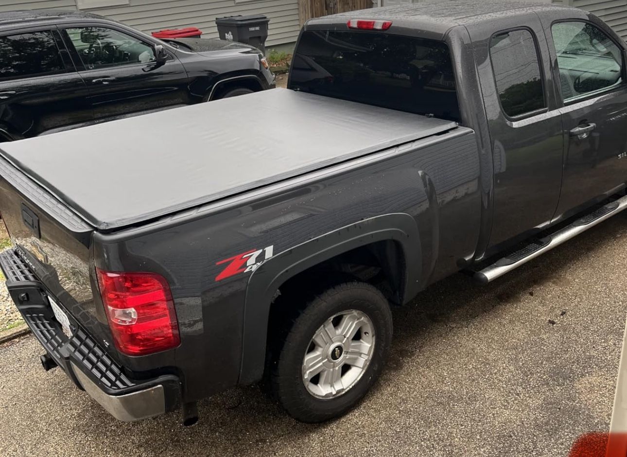 LA Zona Auto Parts 1999 to 2018 Chevy Silverado Sierra 6.5 bed Roll Up Tonneau Bed Cover Cubierto Tapa Enrolla Soft