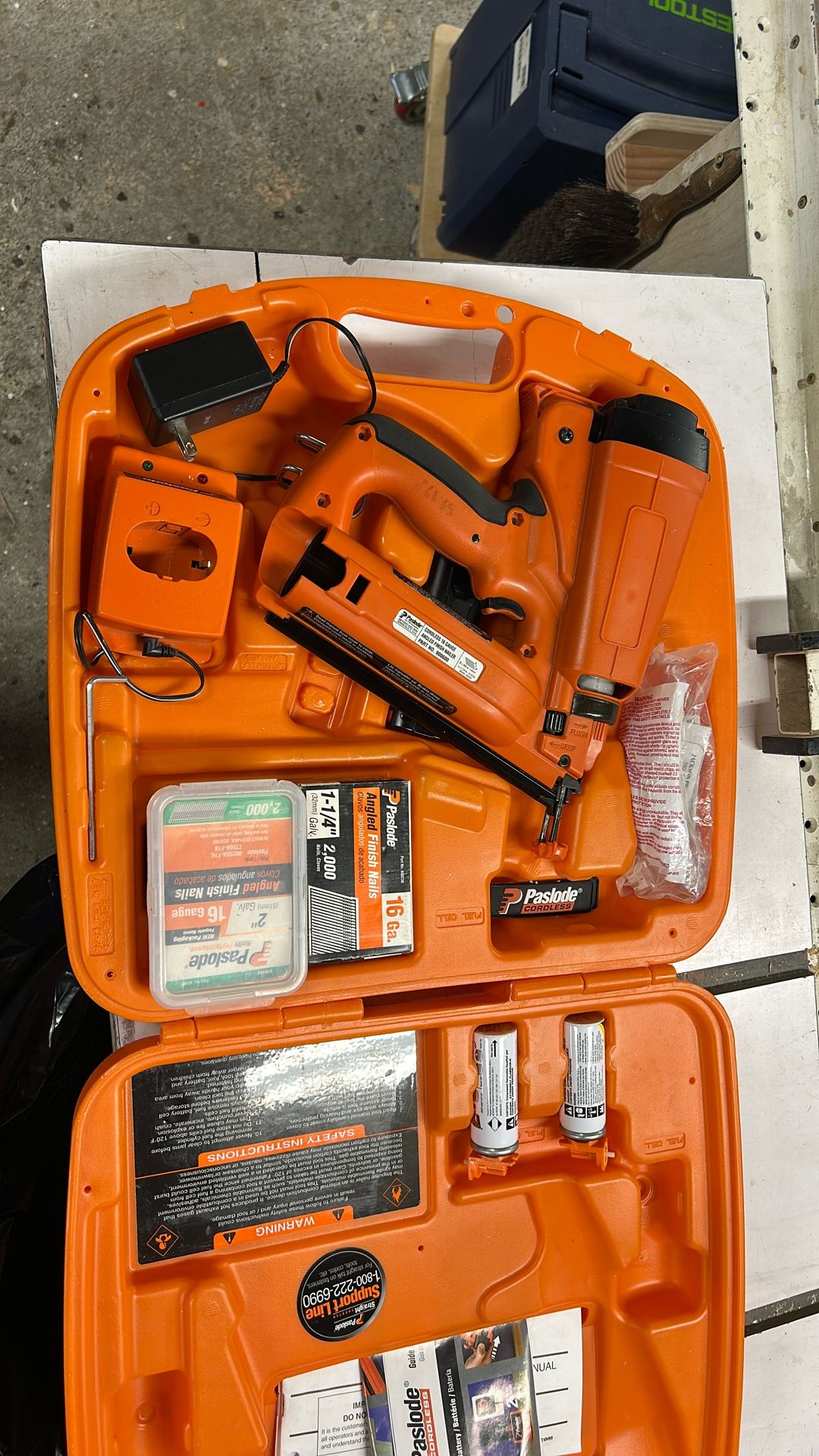 Paslode 16 Gauge Finish Nailer