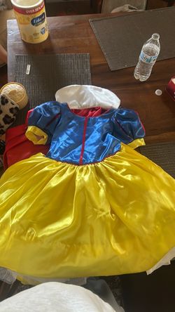 Snow White dress