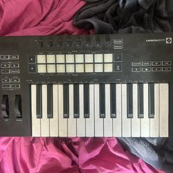 Novation Launchkey 25-key (MK3)